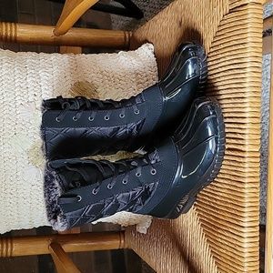 Sporto tall quilted duck boots, black. Size 6M